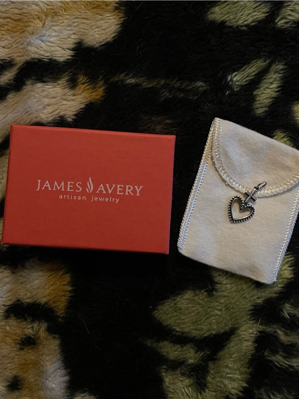 James Avery Retired Sacred Heart